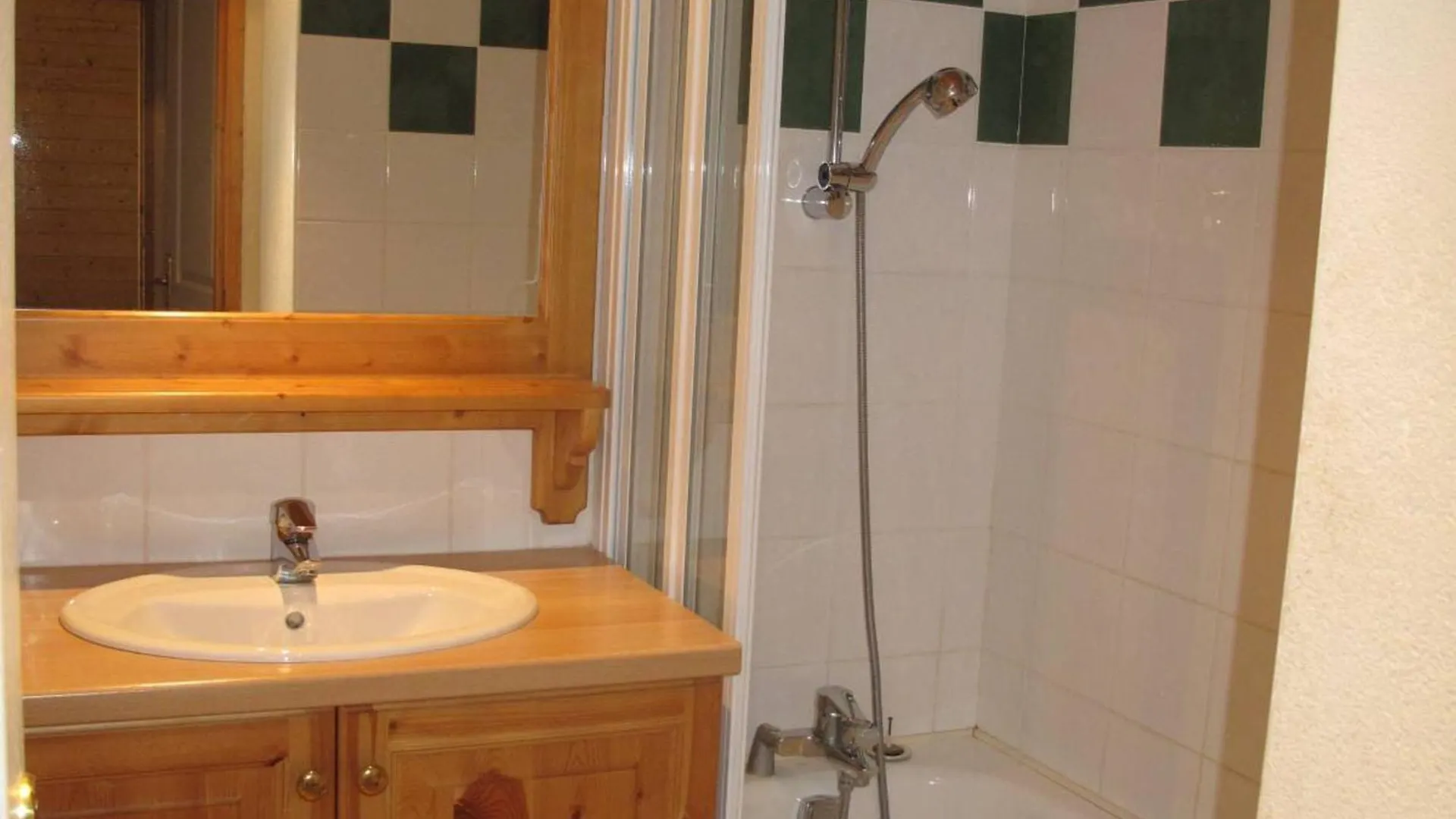Appartement 2 Pieces Au Pied Des Pistes A Plagne Villages, Balcon Nord, Casiers A Skis, 6 Pers. - Fr-1-351-59 La Plagne Apartment